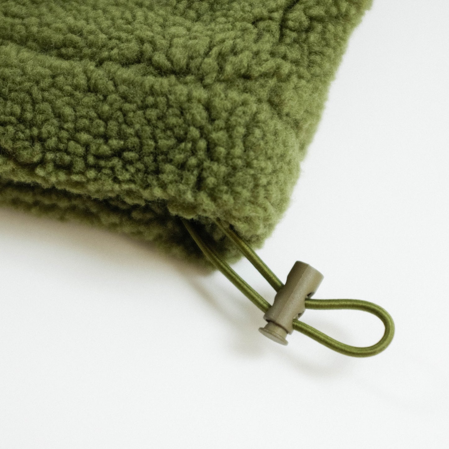 (PRE-ORDER) DAISY MOSS FLEECE