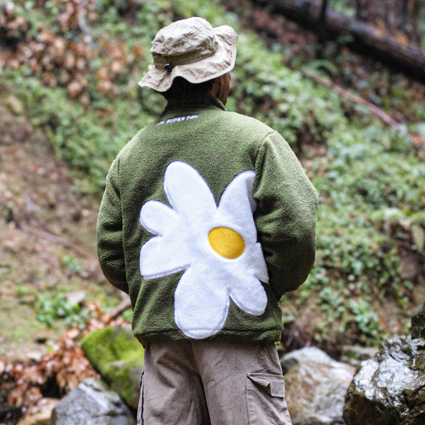 (PRE-ORDER) DAISY MOSS FLEECE