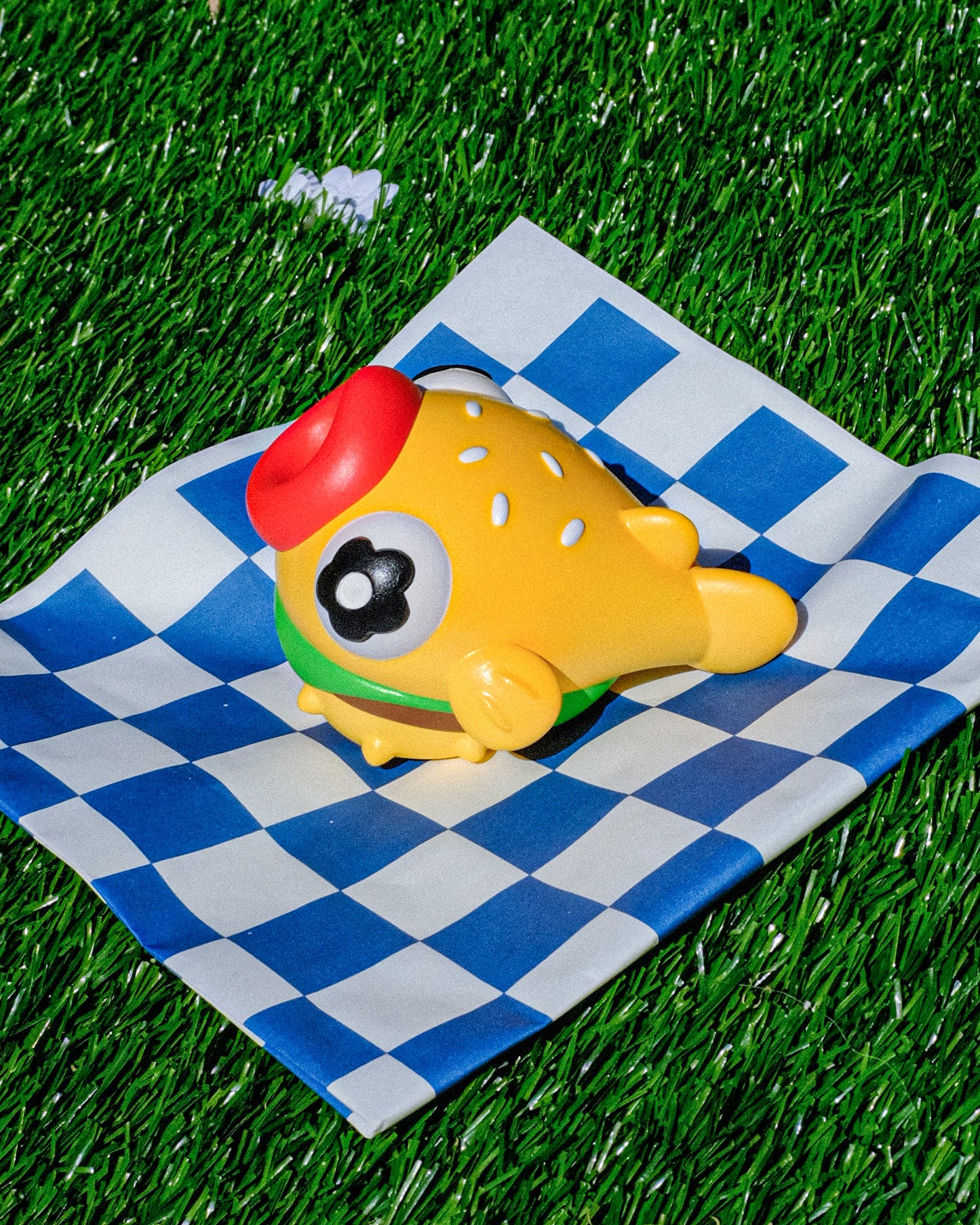 BUGGY PUFFER TOY (VANDYTHEPINK)